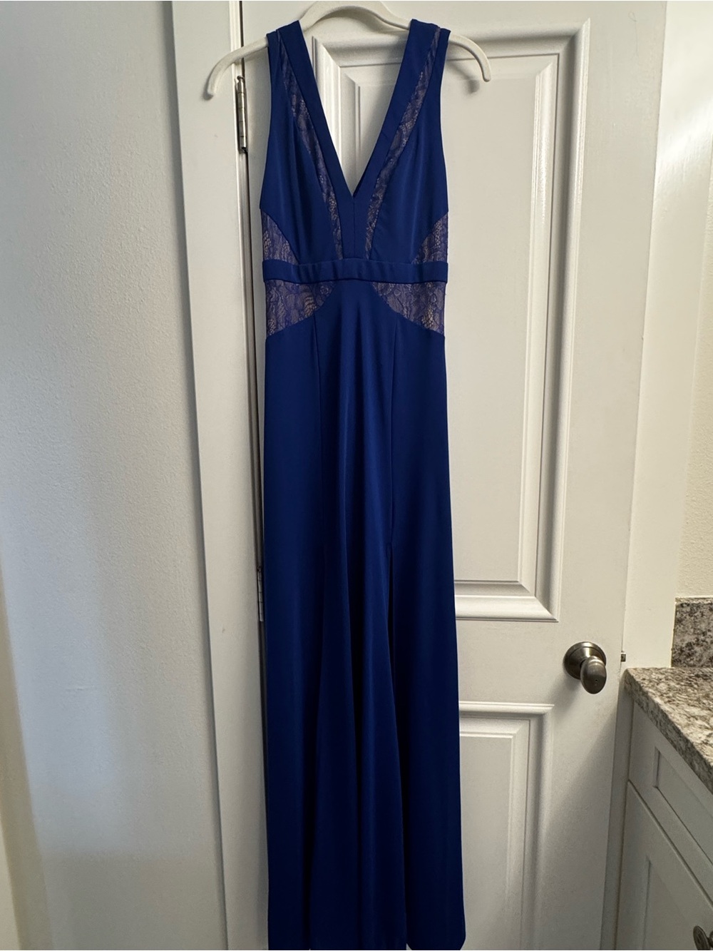 BCBGMaxAzria Sophee Royal Blue Lace Insert V-Neck Gown Maxi Dress Size 2